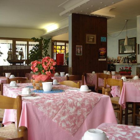 Hotel Primavera Desenzano del Garda Eksteriør bilde